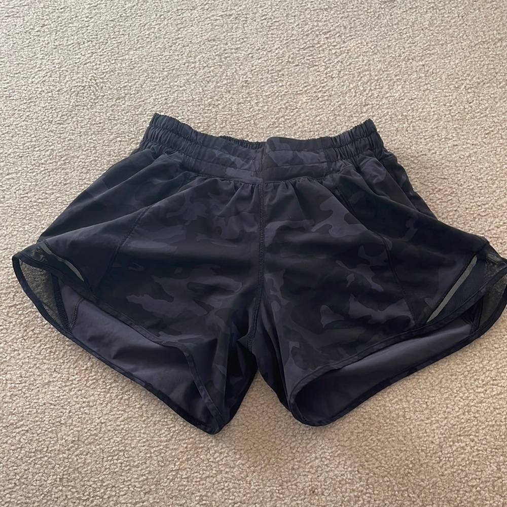 Lululemon camo hotty hot shorts